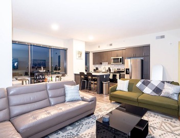 Penthouse Retreat with Rooftop Pool – Explore Silver Spring & Washington D.C. 4