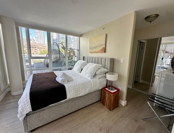 Penthouses of Beach Ave 5