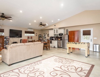 Perfect Charming Cottage on a Quiet Country Lane in Sebastopol 4