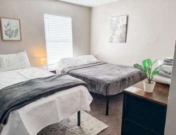 Perfect for Group with 2BR and 2BA with Pool 2