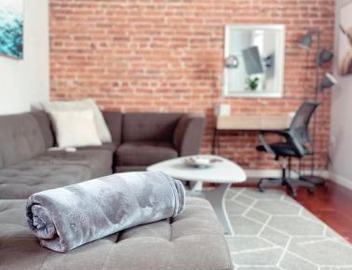 Perfect Location! Stylish Condo Steps Away from Nationals Stadium and Navy Yard in DC's Southwest Gem 4