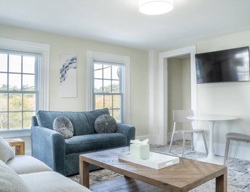 Perfect second floor beachside family suite! 5