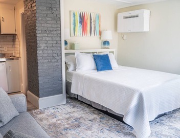 Perfect second floor suite! 5