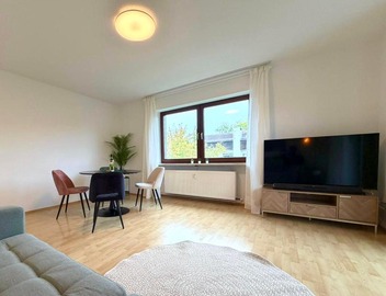 Perfekt für 4-6! Küche Garage S-Bahnhof Flughafen 5