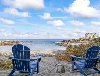 Perkins Cove Oceanfront Cottage 2