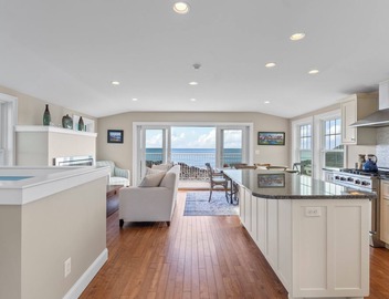 Perkins Cove Ogunquit Oceanfront Penthouse - Private Beach 2 Bedroom, 2.5 baths 2