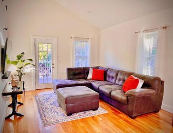 Perrin Place Unit 3 4