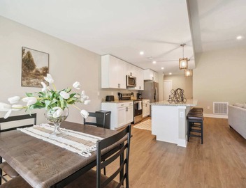 Pet-Friendly Condo Close to Traverse City Sights 2