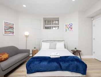 Petit Studio in Back Bay 5