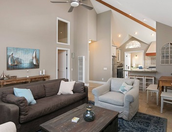 Pierpont Beach Ventura GEM Sleeps 6 Family Friendly-2 Min Walk to the Beach! 2