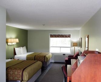 Pine Motel 4