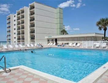 Pinnacle Port Beach Resort 2