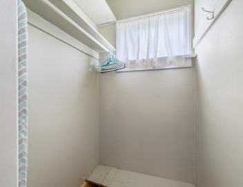 Point Grey 4BR Home near UBC Sleeps 10 5