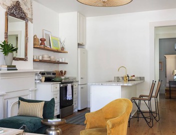 Porch Life and Local Nola Magic in a Newly Renovated Space! 5