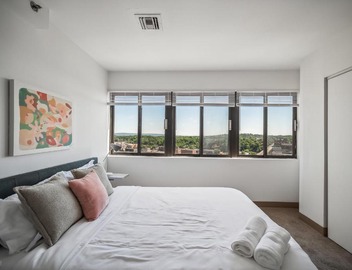 PP 1301 Modern Corporate 2br, pool, Gym 2