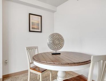 PP 1606 Beautiful Professional 1br Apt, Pool 4