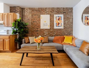 Prime Location | Charming 4BR in Downtown MTL 4