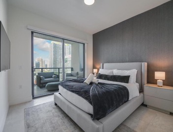 Prime location: Luxury Condo at brickell 5