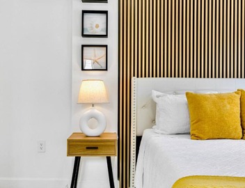 Prime Miami Retreat | Sleeps 12 | Parking, BBQ! 2