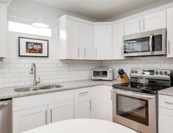Pristine, Private, Central, Cozy, Fully-Equipped! 2