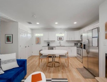 Pristine, Private, Central, Cozy, Fully-Equipped! 3