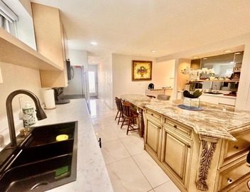 Private 2BR family Suite Near YVR airport & Transit & Golf course 3