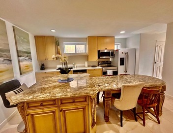 Private 2BR family Suite Near YVR airport & Transit & Golf course 4