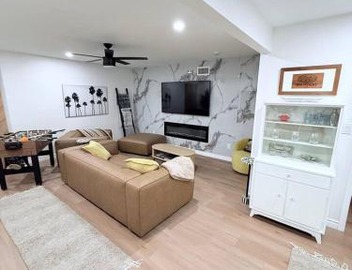 Private 3BR Home - Hot Tub, Yard, Arcade & Parking 3