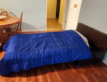 Private Basement suite, beautiful ravine! Perfect, Relaxation or Celebration 🤩 5
