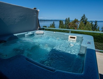 Private Cottage and Hot Tub, Spectacular Sunset & Mtn Views 5