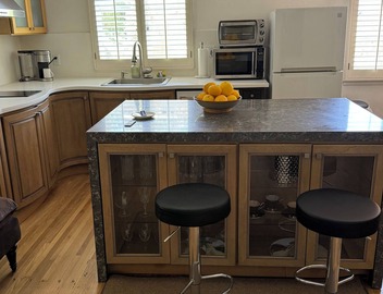 Private cottage at 5 star Resort 2 Room 3 Bath, Kitchen, parking 3