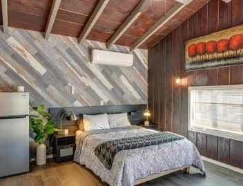 Private Deck & Views: Frazier Mountain Cabin 5
