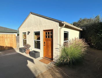 Private Gated 1 Bedroom, 1 Bathroom Small House in Glassell Park, Los Angeles 5