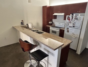 Private Loft in DTLA gym/pool 2
