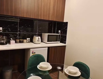 Private Modern 2 bedroom Unit in Central Albany 5