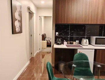 Private Modern 2 bedroom Unit in Central Albany 4