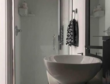 Private modern room with separate entrance 3
