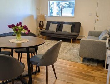 Private room in Chic Main St suite 3