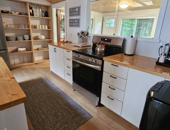 Private Waterfront Escape | Stunning Sunsets | Canal Lake 3