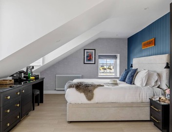 Provident, Maritime Suites - Free Wi-Fi, Smart TV, Freestanding Bath, Sea View 3