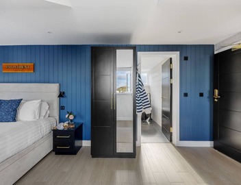 Provident, Maritime Suites - Free Wi-Fi, Smart TV, Freestanding Bath, Sea View 5