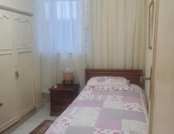 Quarto privativo em Del Castilho 2