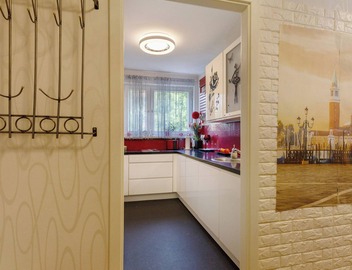 Quiet Berlin-Steglitz Apartment with Shared Garden, Balcony & Wi-Fi 4
