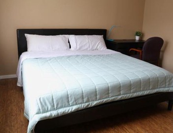 Quiet, clean and comfortable room 5