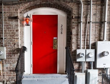 Rare River Street w/Balcony, Historic, Luxury, Affordable, 2/2, Loft STVR00088 4