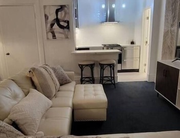 Rare West Beach Studio #4 — blocks to the Beach, Downtown State St & Funk Zone 3