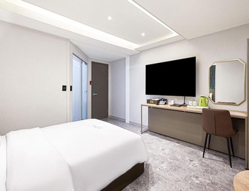 Regency Hotel 3