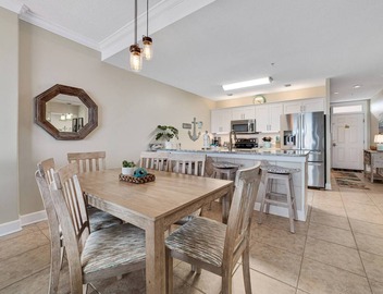 Regency Isle 1002 | Indoor/Outdoor Pools + Hot Tub & Fitness 2