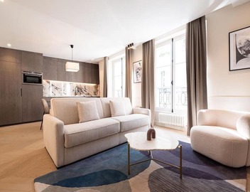 Relax in a Charming Flat in Le Marais 3