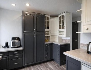 Remodeled, Spacious, Modern Retreat 5 BR, 3BA, 2KIT 5